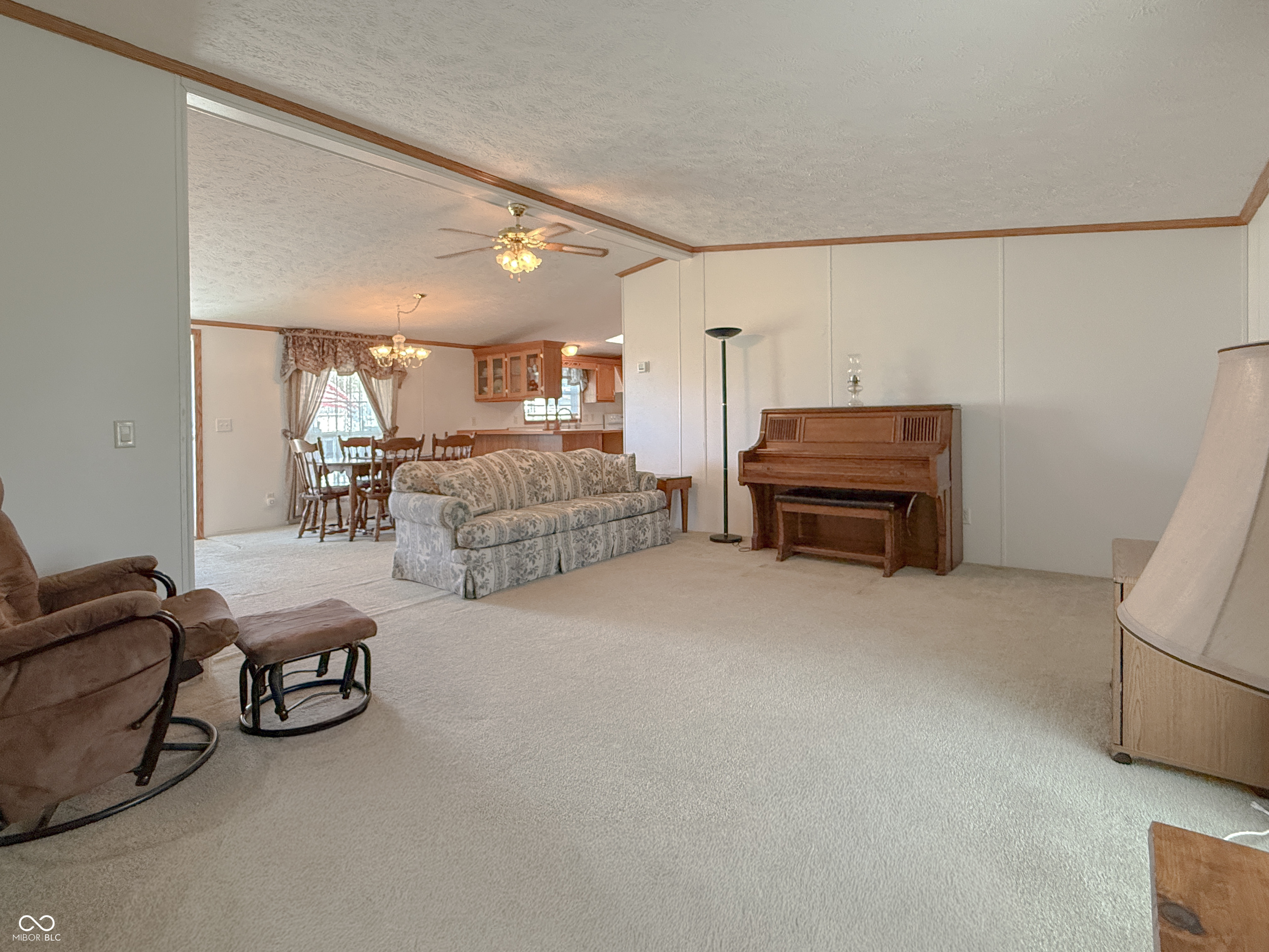 615 High Street Hope, IN 47246 - Photo 4 of 18