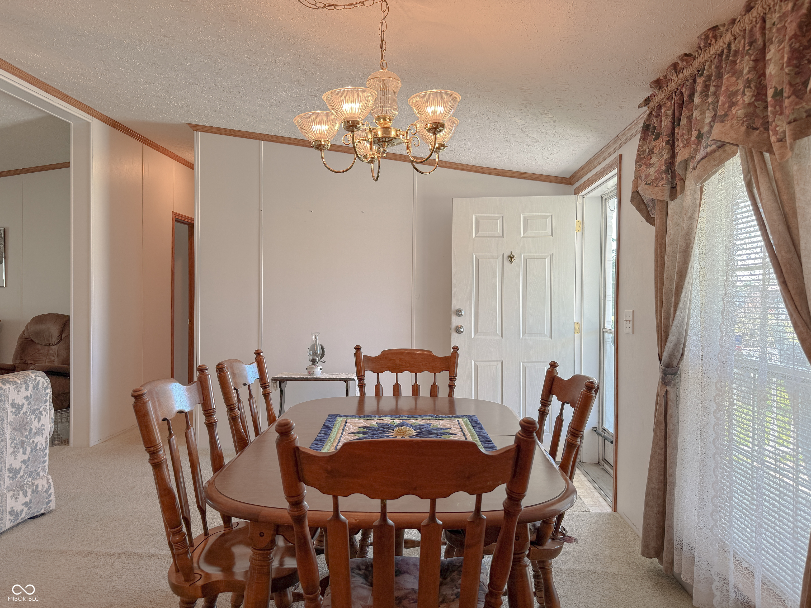 615 High Street Hope, IN 47246 - Photo 5 of 18