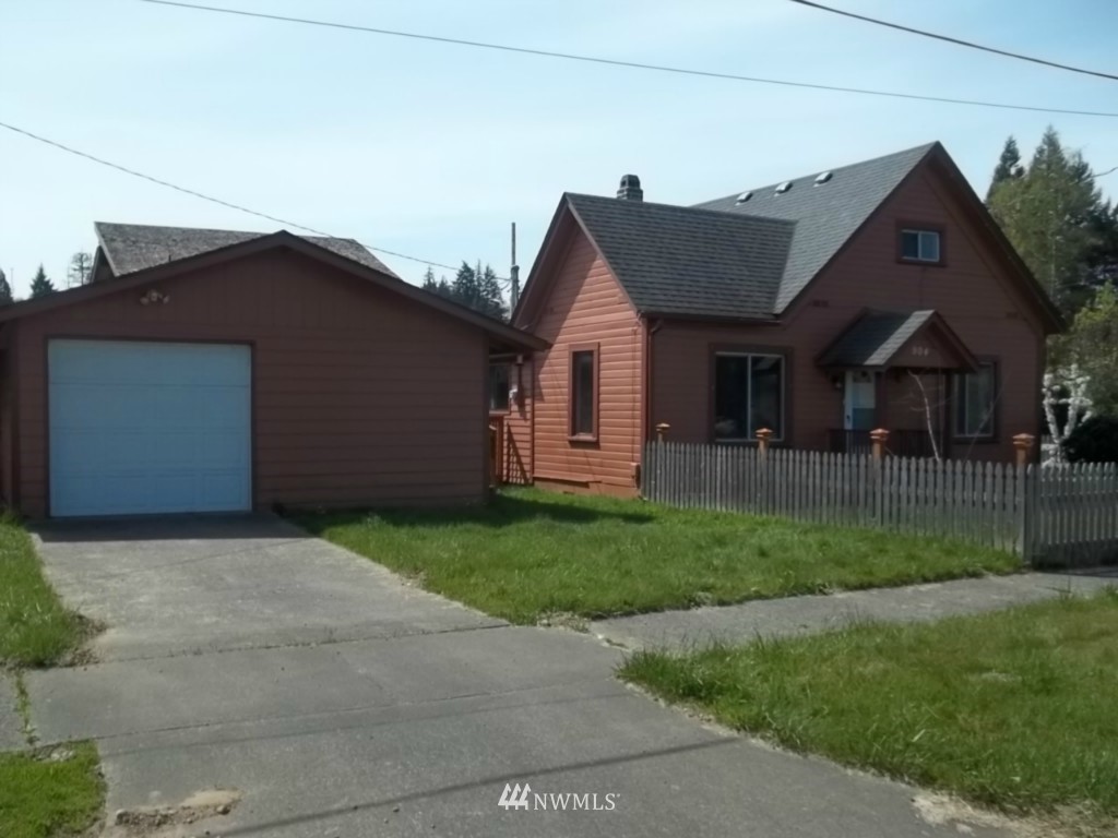 904 5th Street Cosmopolis, WA 98537 - Photo 1 of 9 Gallery Image 1
