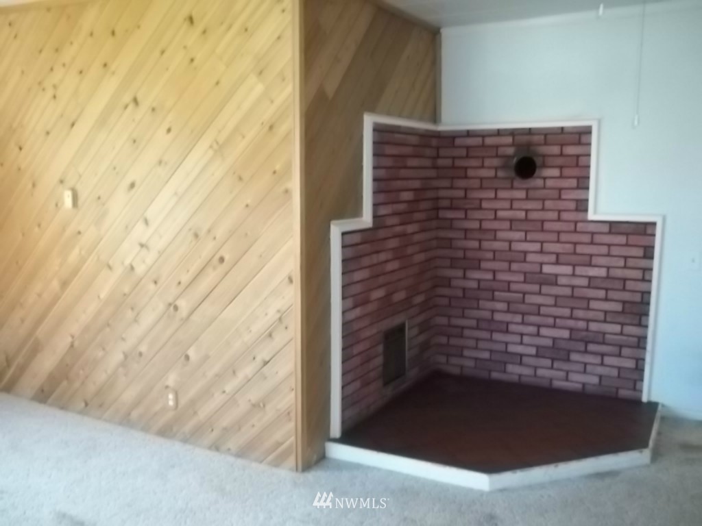 904 5th Street Cosmopolis, WA 98537 - Photo 4 of 9 Gallery Image 4