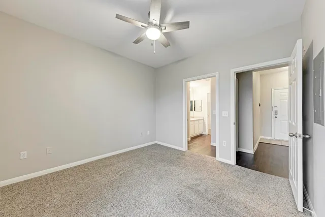 $1,450 | 2320 Gracy Farms Lane, Unit 633, Austin, TX 78758