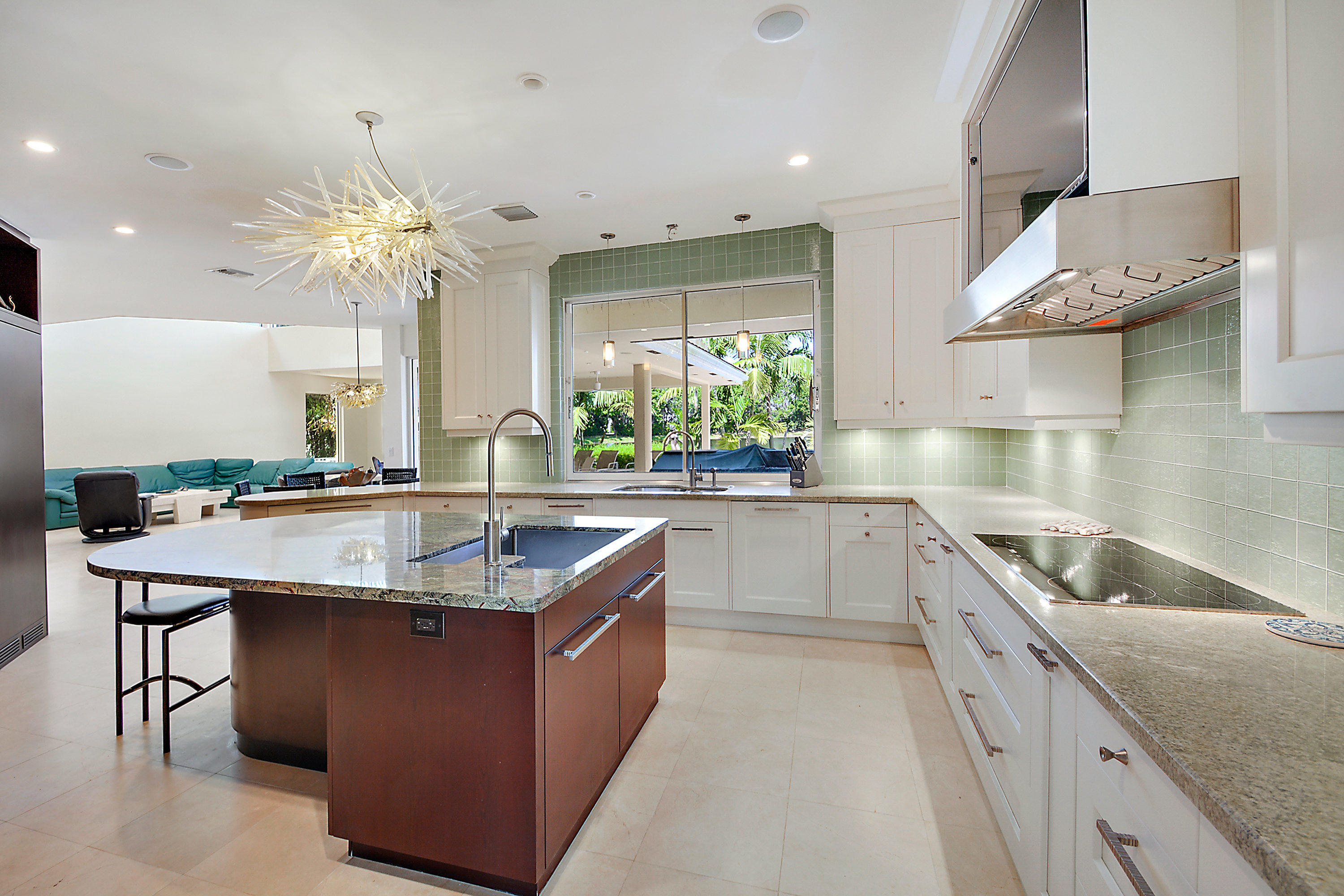 17017 Brookwood Drive Boca Raton, FL 33496 - Photo 5 of 27 Kitchen