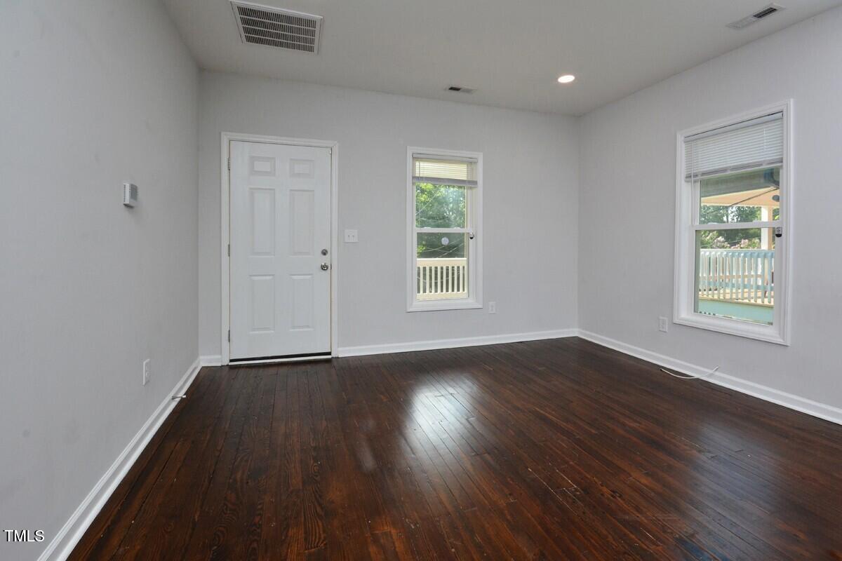 1030 Cornell Street, Unit A Durham, NC 27707 - Photo 4 of 18 DSC_0349