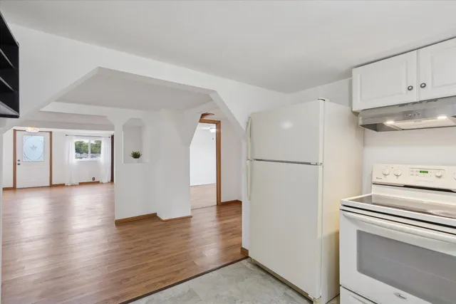 $199,900 | 2821 West Court Street, Janesville, WI 53548