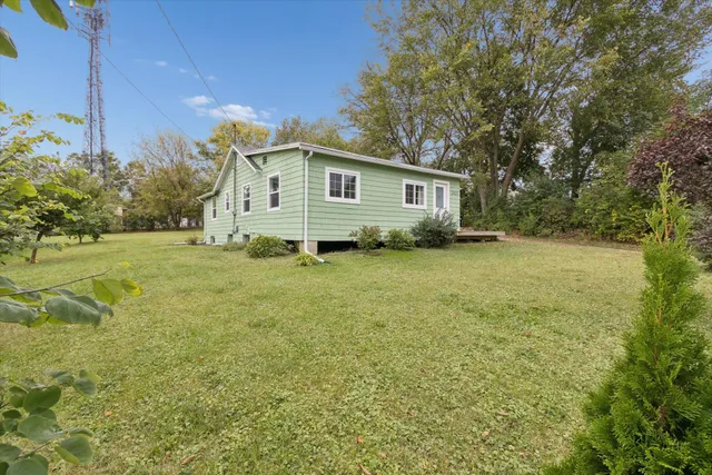 $199,900 | 2821 West Court Street, Janesville, WI 53548