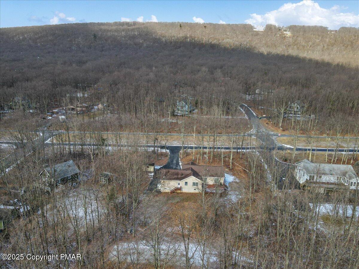 626 Watercrest Avenue Effort, PA 18330 - Photo 10 of 45 Overview