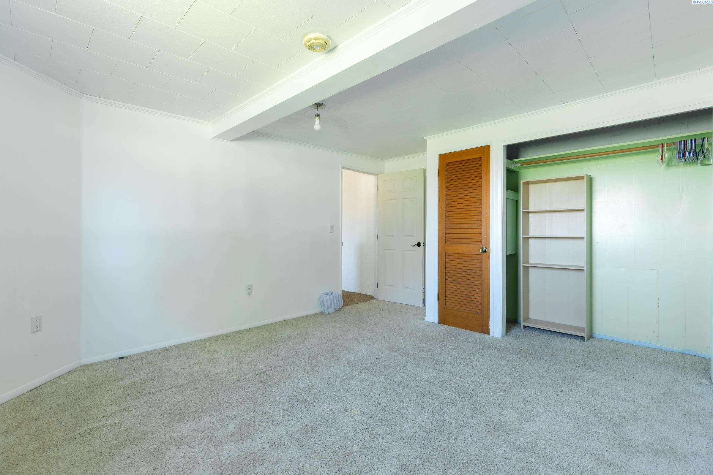 1310 Scoon Road Sunnyside, WA 98944 - Photo 23 of 43 Gallery Image 23