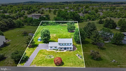$599,900 | 25 William Penn Drive, Schwenksville, PA 19473