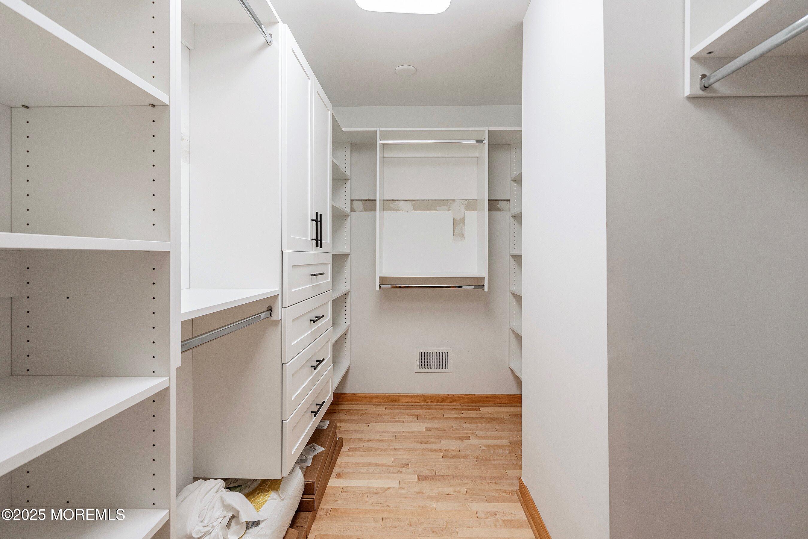 657 Rodriguez Lane Jackson, NJ 08527 - Photo 29 of 42 31-Closet