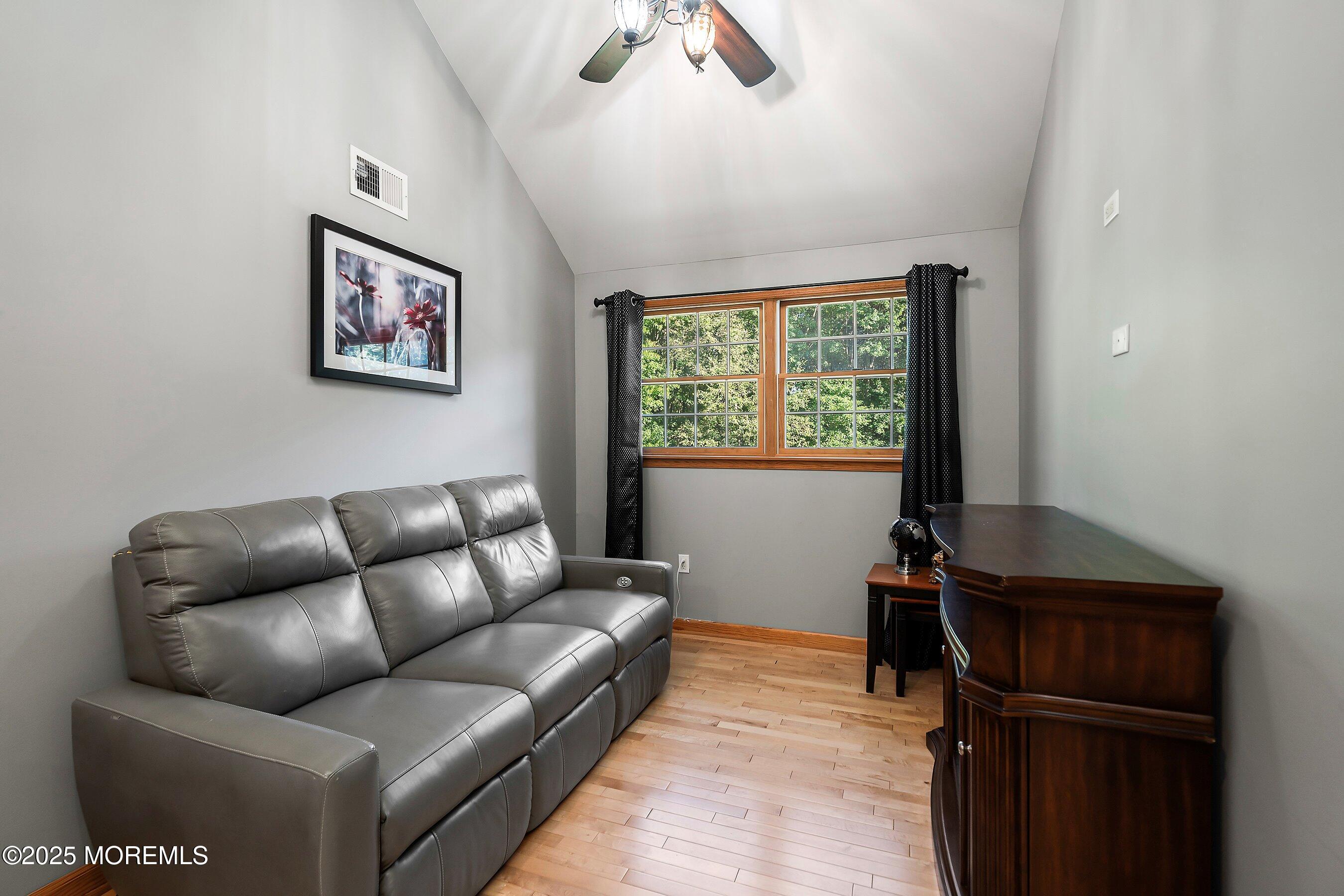 657 Rodriguez Lane Jackson, NJ 08527 - Photo 30 of 42 32-Bed 6