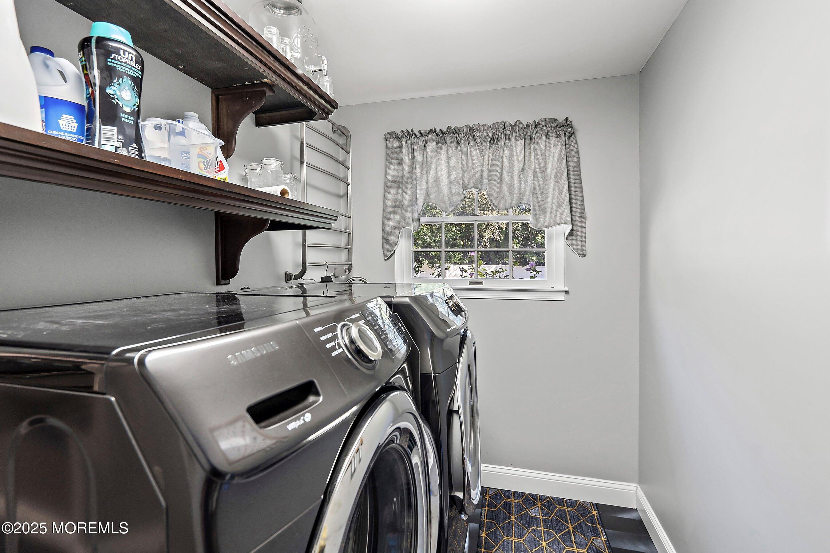 657 Rodriguez Lane Jackson, NJ 08527 - Photo 31 of 42 33-Laundry