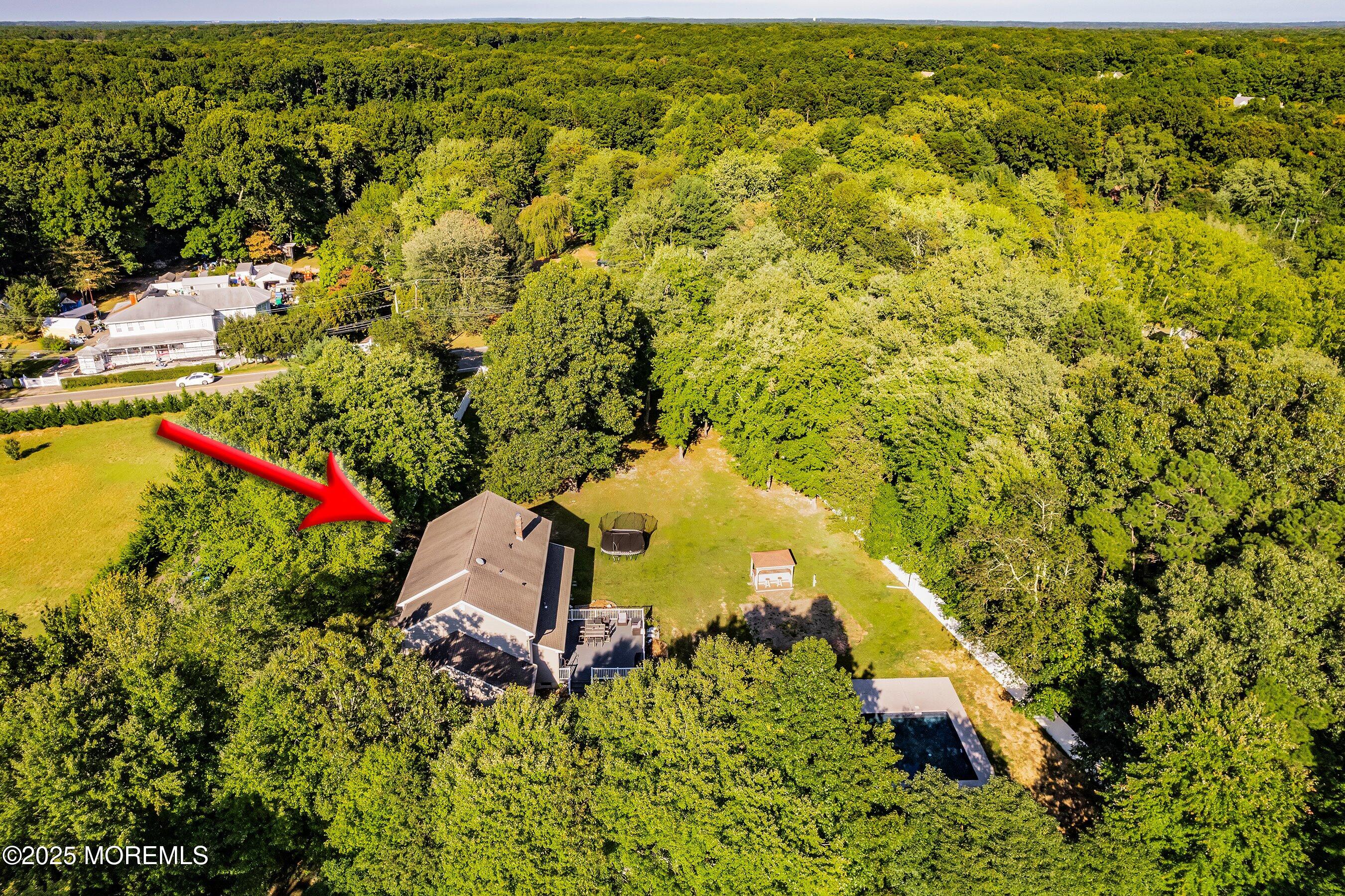 657 Rodriguez Lane Jackson, NJ 08527 - Photo 42 of 42 54-Right Aerial ARROW
