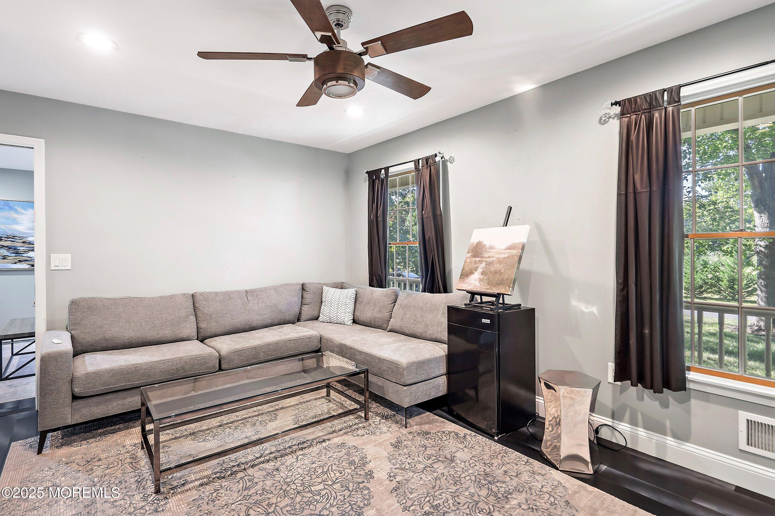 657 Rodriguez Lane Jackson, NJ 08527 - Photo 8 of 42 10-Living 1B