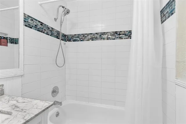 $1,700 | 1813 Bough Avenue, Unit B, Clearwater, FL 33760