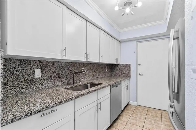 $1,700 | 1813 Bough Avenue, Unit B, Clearwater, FL 33760