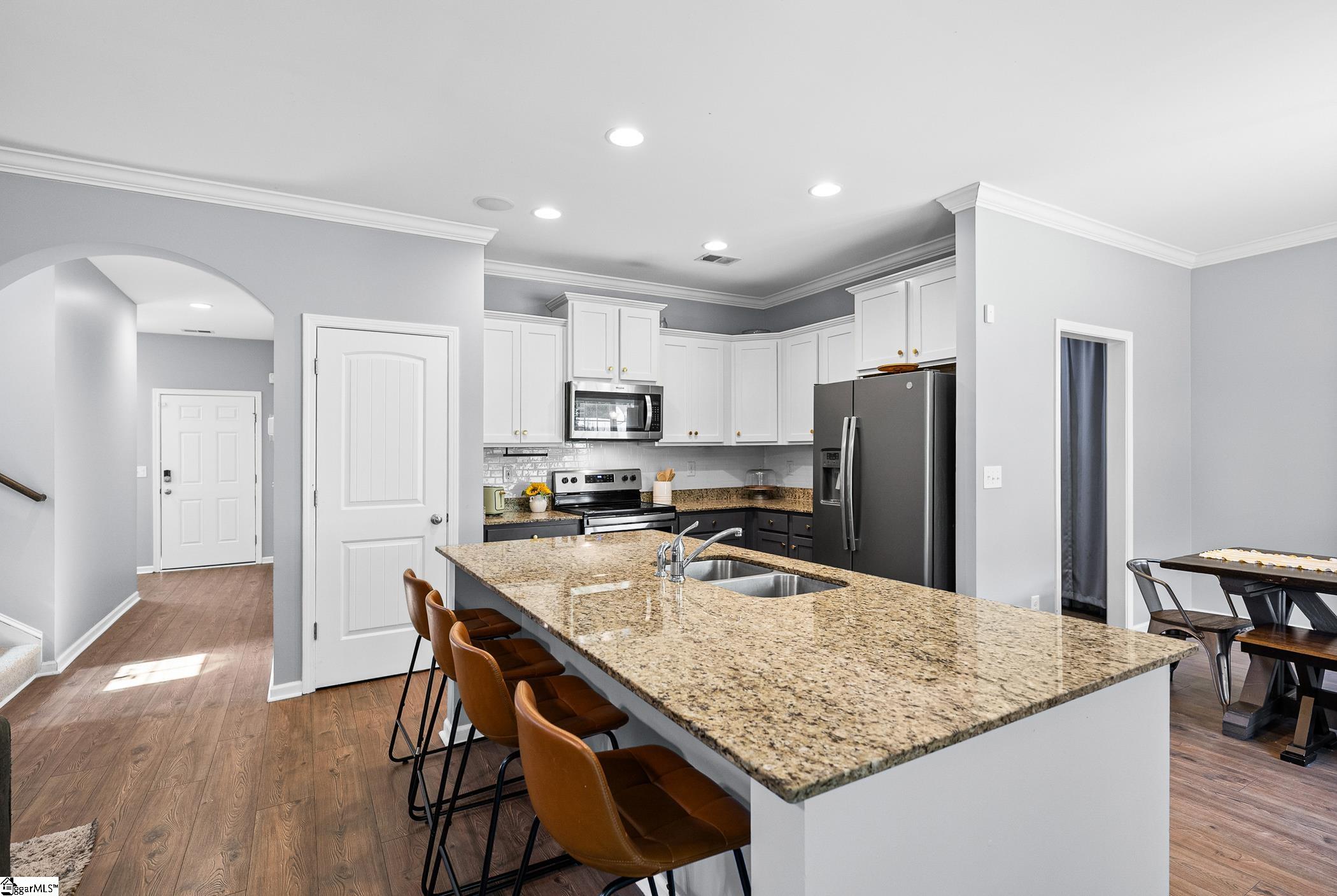 719 Camberwell Road Simpsonville, SC 29680 - Photo 9 of 46