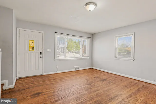 $2,100 | 1123 Elbank Avenue, Baltimore, MD 21239