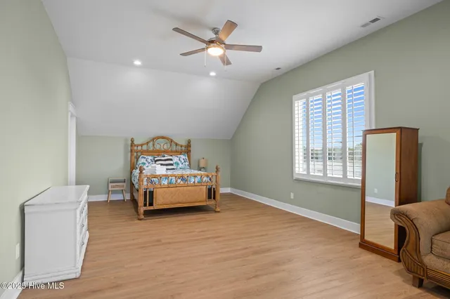 $889,000 | 216 Styron Creek Road, Sealevel, NC 28577