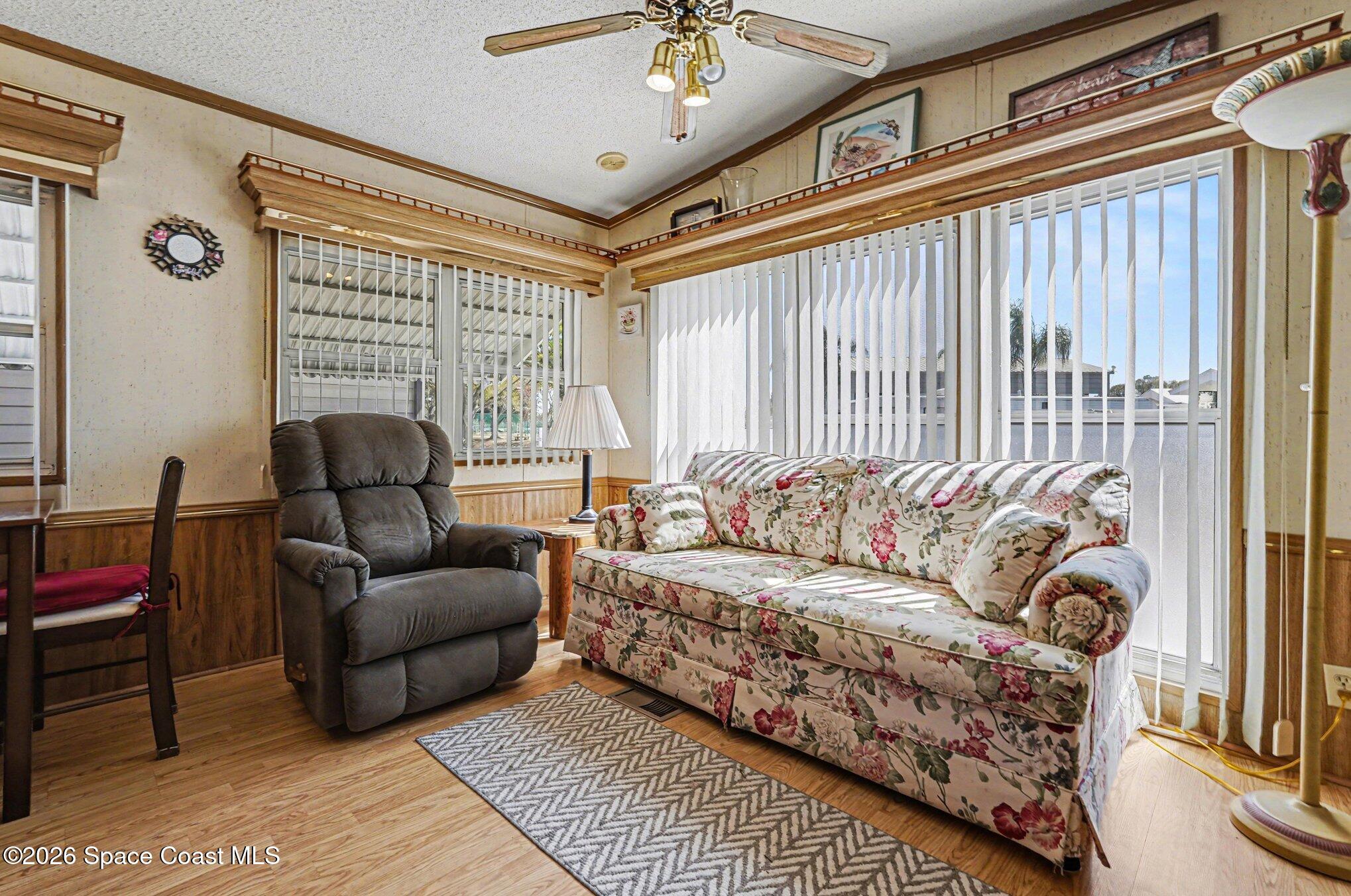 474 Windsor Place Rockledge, FL 32955 - Photo 9 of 20 009_file_9423