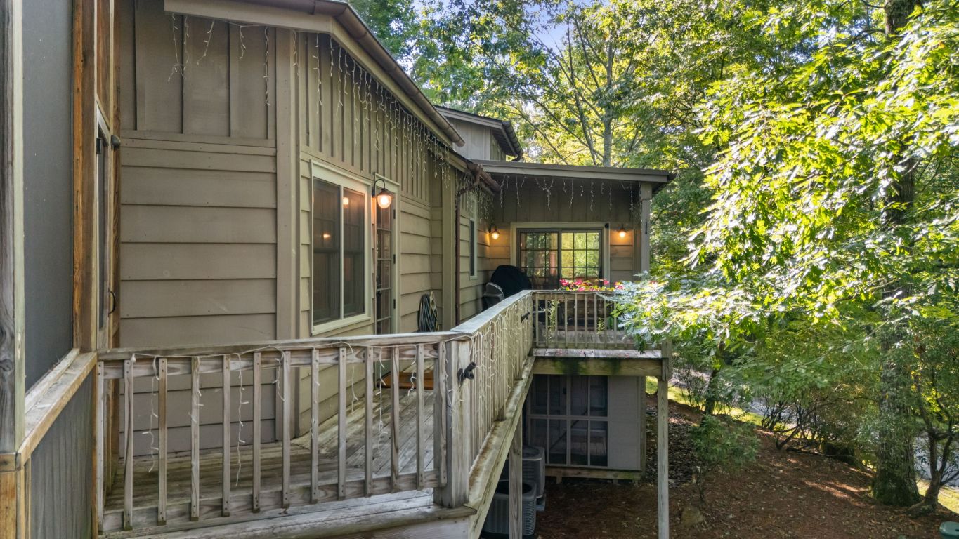 425 Rendezvous Ridge Cashiers, NC 28717 - Photo 54 of 74 Gallery Image 54
