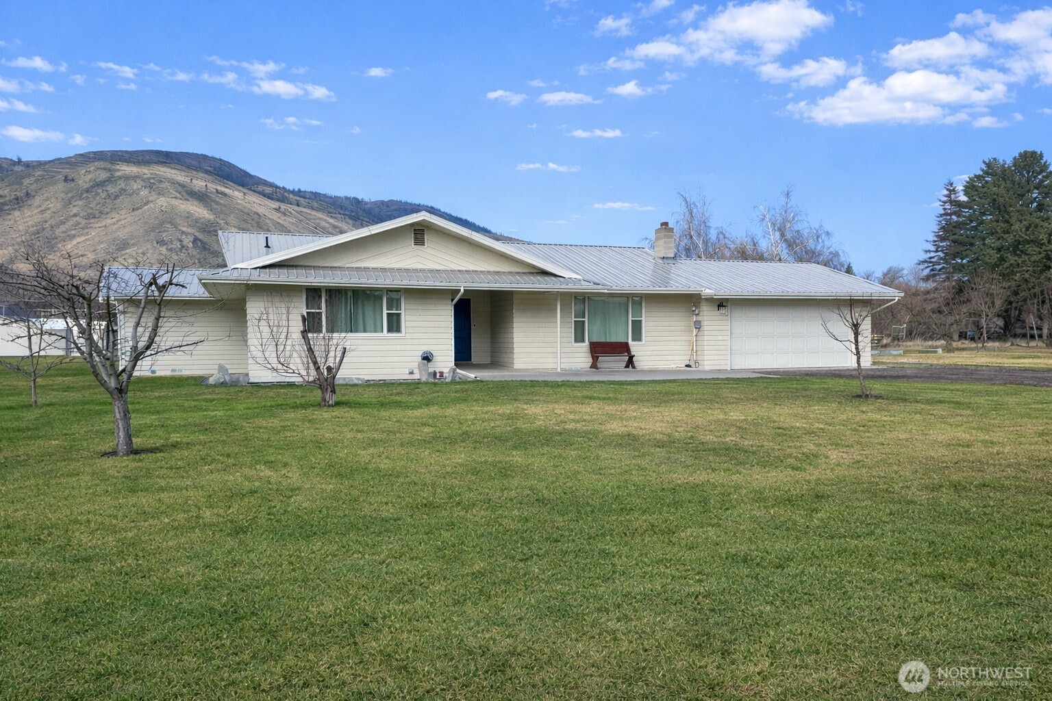 714 Juniper Street Oroville, WA 98844 - Photo 1 of 24