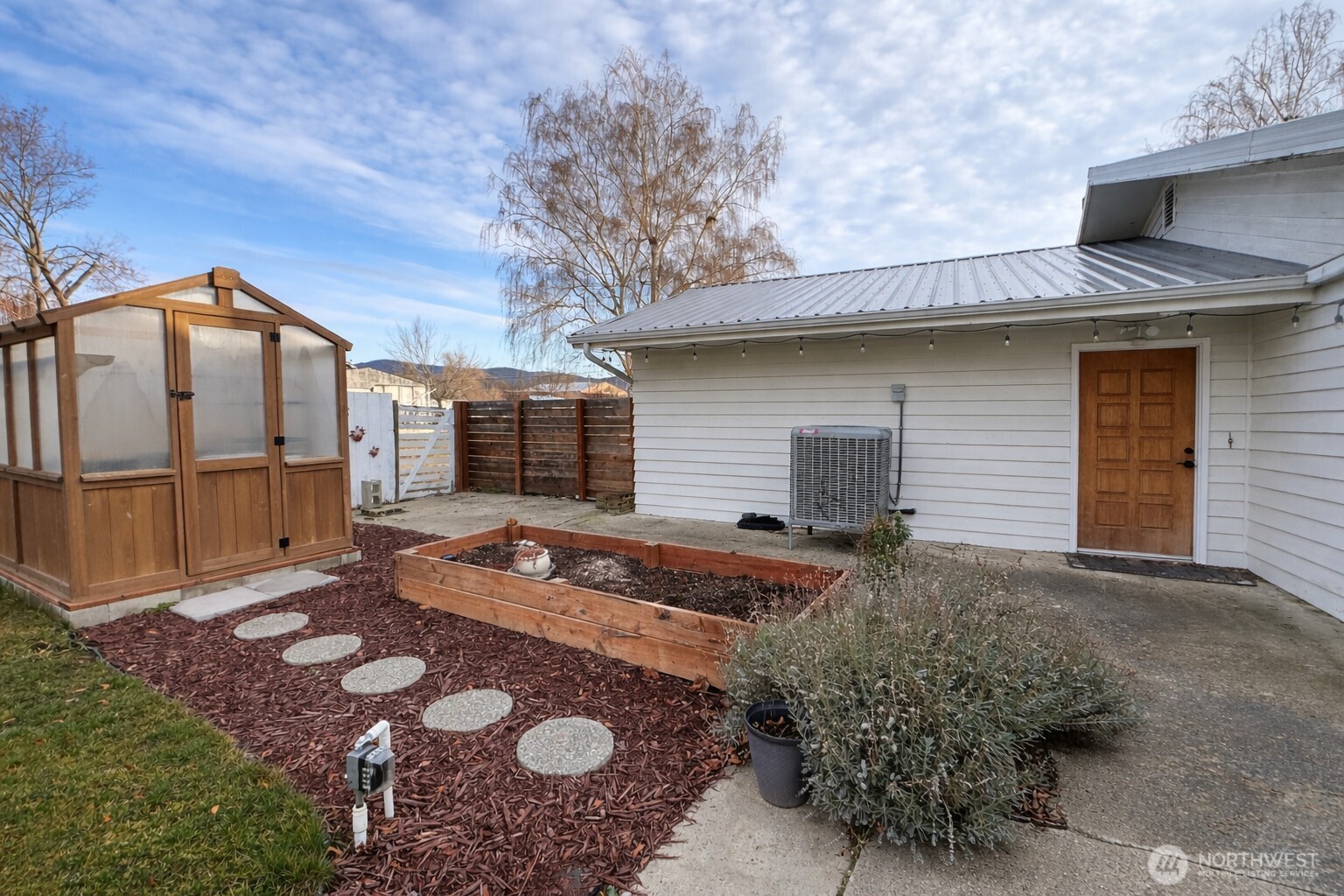 714 Juniper Street Oroville, WA 98844 - Photo 14 of 24