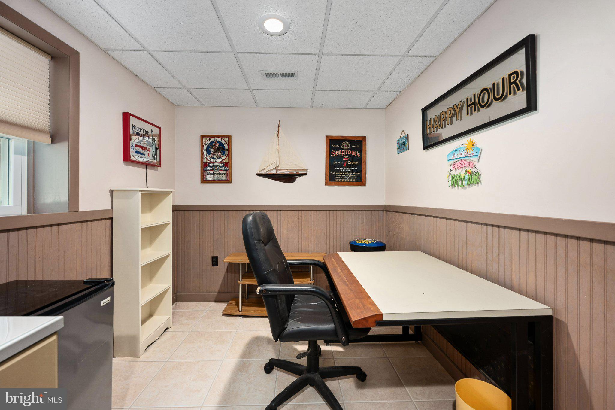 279 Harbor Drive Reedville, VA 22539 - Photo 46 of 97 Convenient workspace with nautical charm.