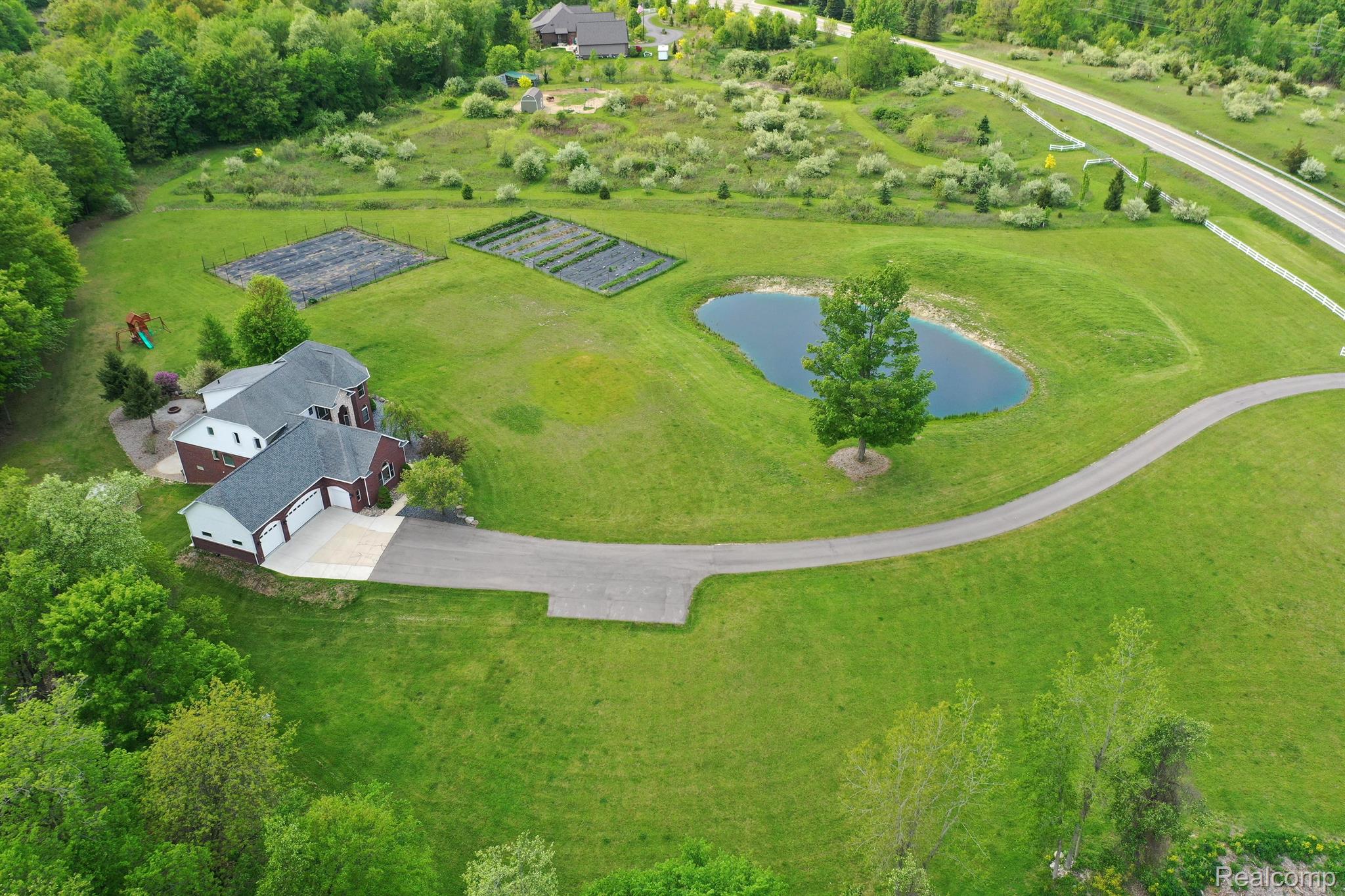 1305 Lakeville Road Leonard, MI 48367 - Photo 59 of 61