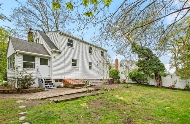 $669,000 | 255 West Street, Weymouth, MA 02188