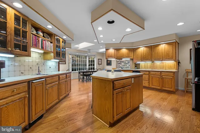 $1,700,000 | 810 Merion Square Road, Gladwyne, PA 19035