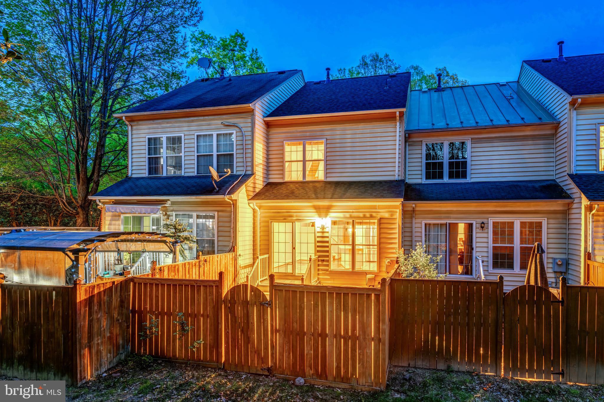 1228 Vintage Place Reston, VA 20194 - Photo 3 of 47