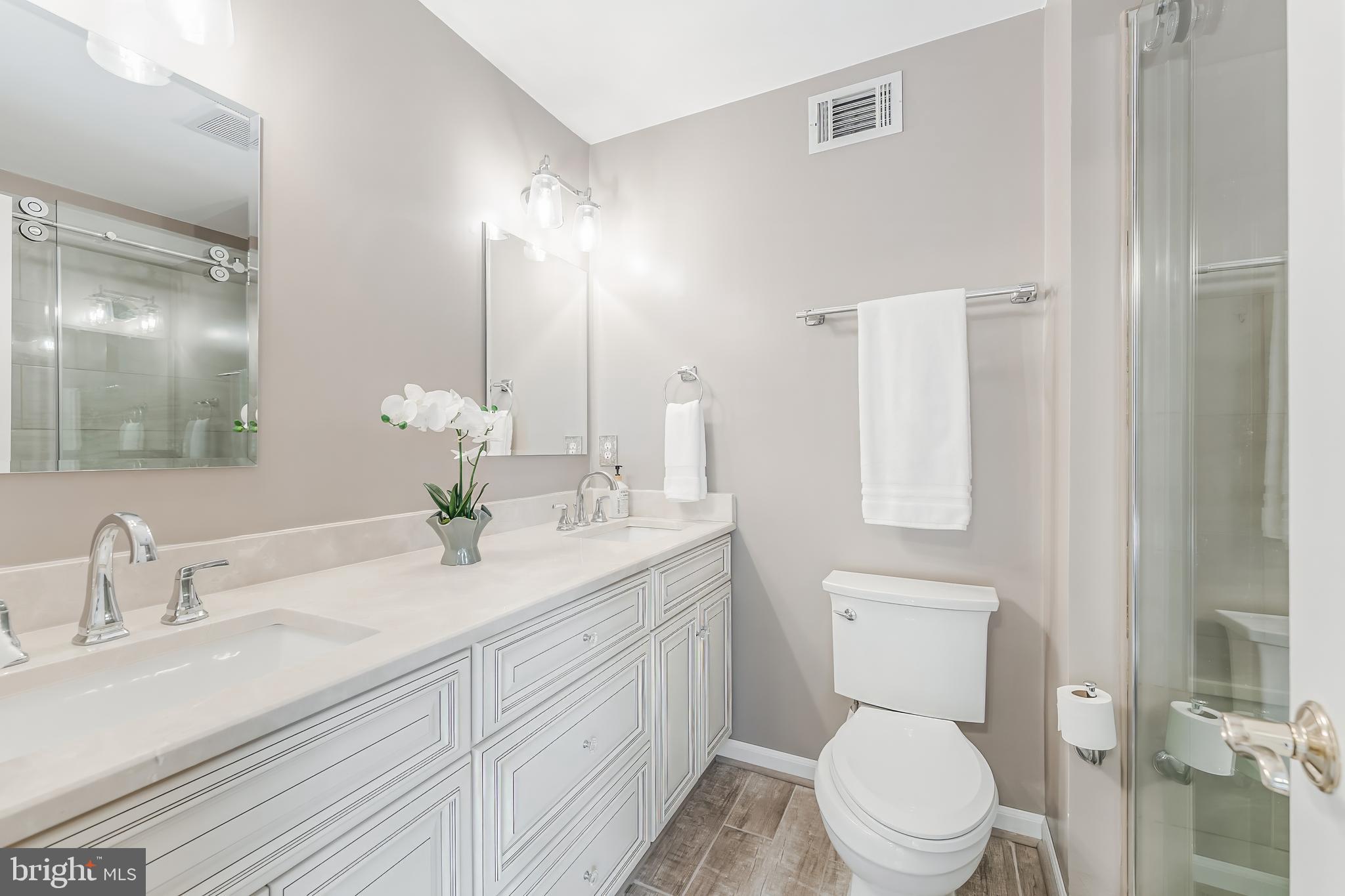 1228 Vintage Place Reston, VA 20194 - Photo 34 of 47