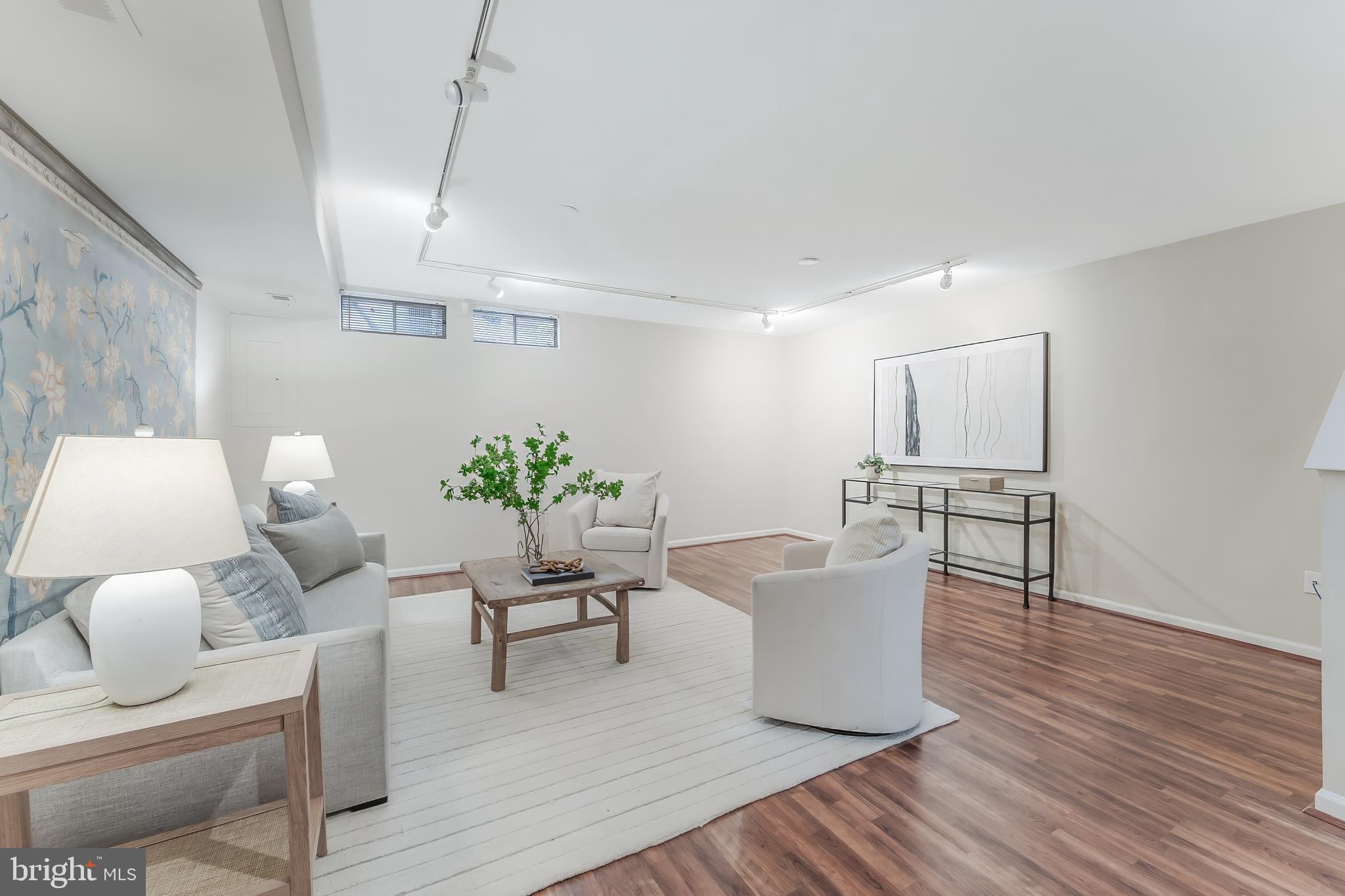 1228 Vintage Place Reston, VA 20194 - Photo 42 of 47