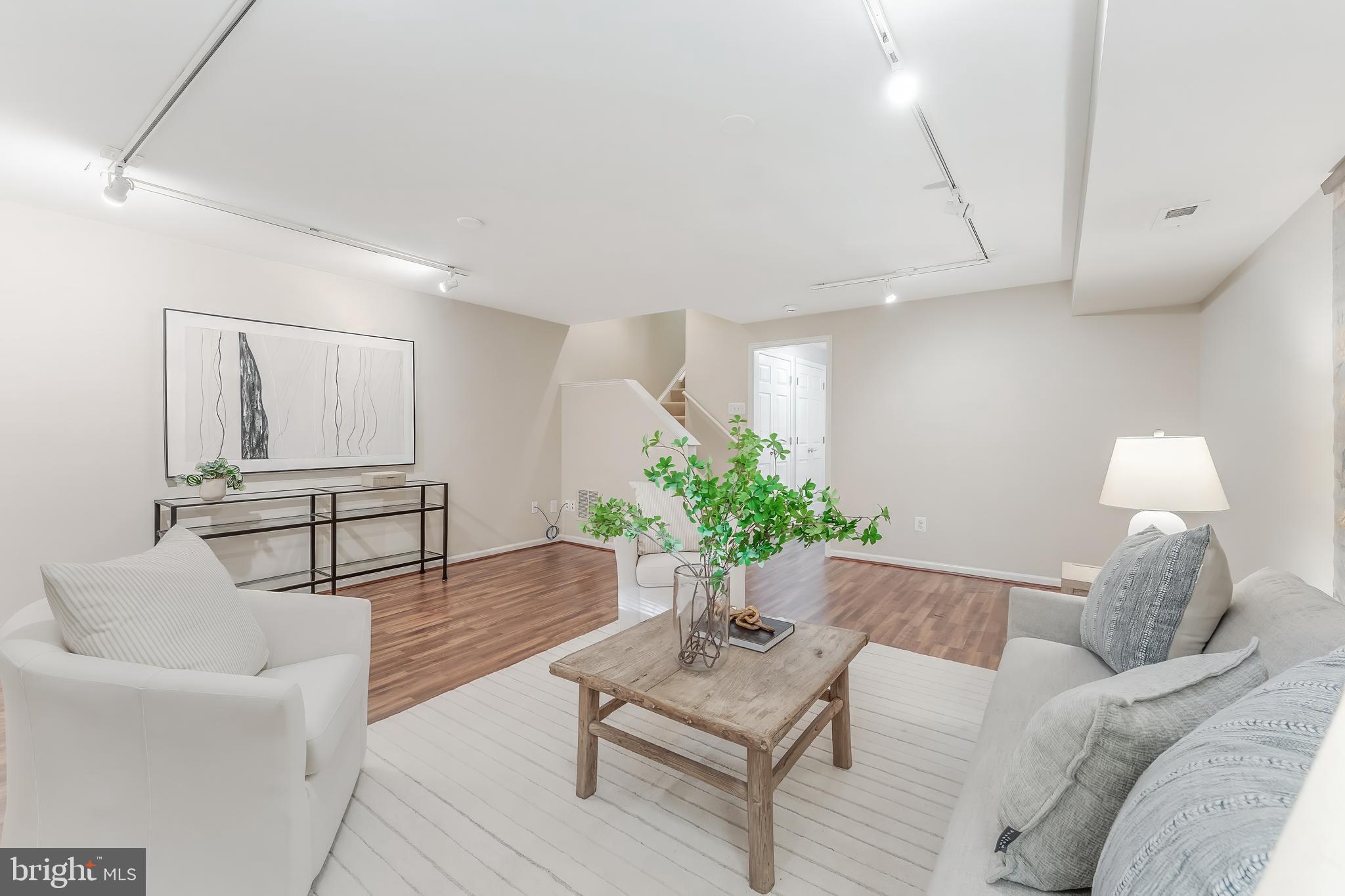 1228 Vintage Place Reston, VA 20194 - Photo 44 of 47