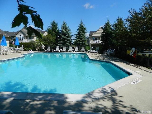 4121 Hampton Ridge Boulevard, Unit 35 Howell, MI 48843 - Photo 28 of 30 POOL