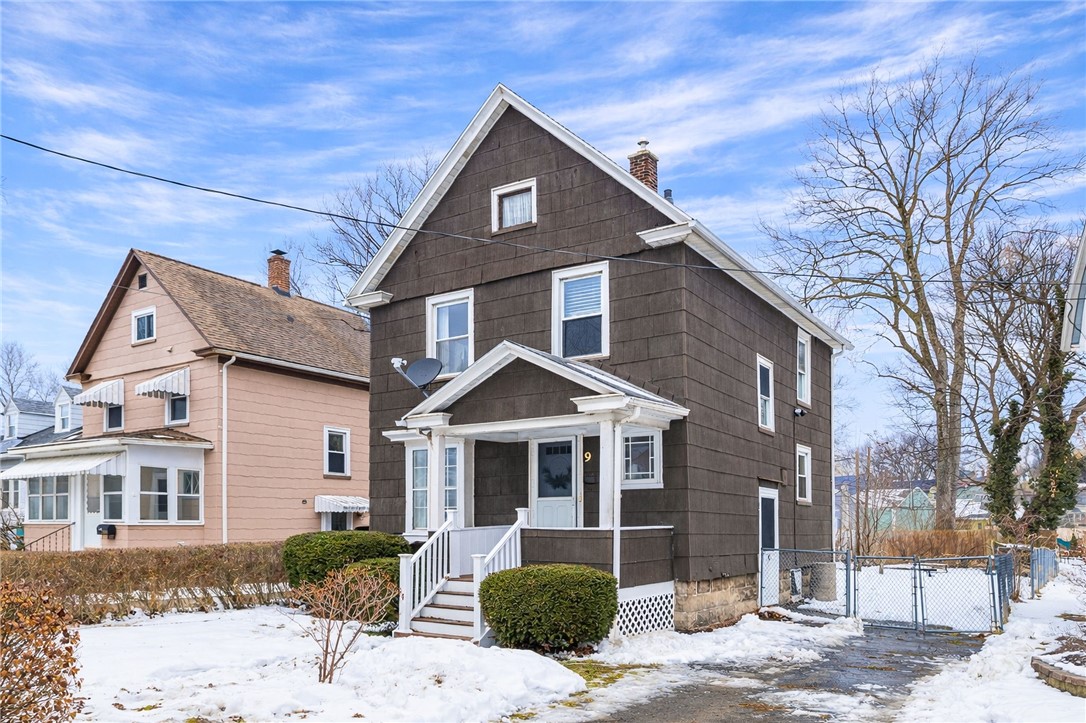 970 Atlantic Avenue Rochester, NY 14609 - Photo 2 of 25 Front view