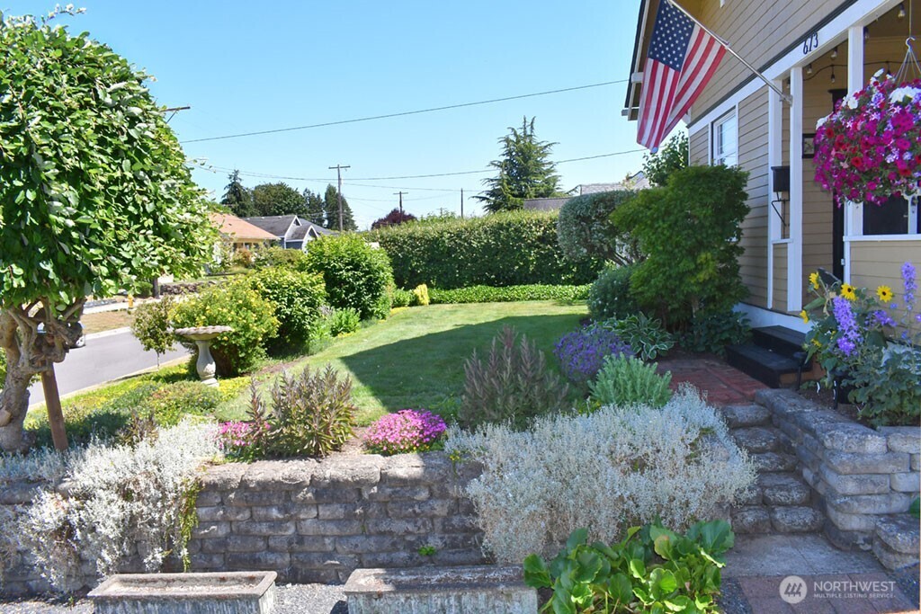 673 Southwest Chehalis Avenue Chehalis, WA 98532 - Photo 3 of 40