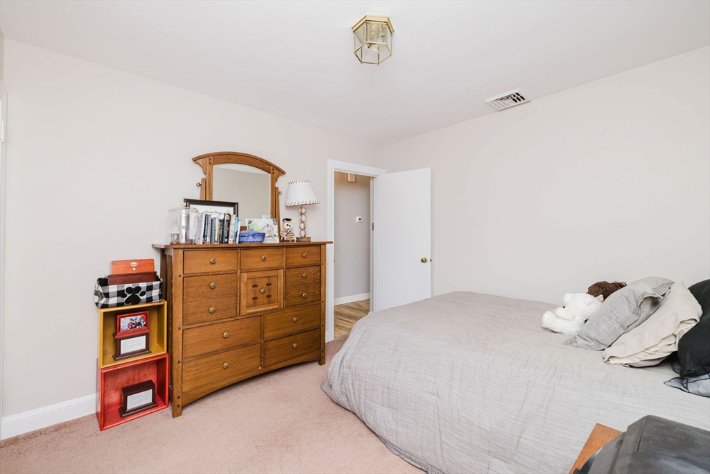 554 Madison Street Fall River, MA 02720 - Photo 21 of 30
