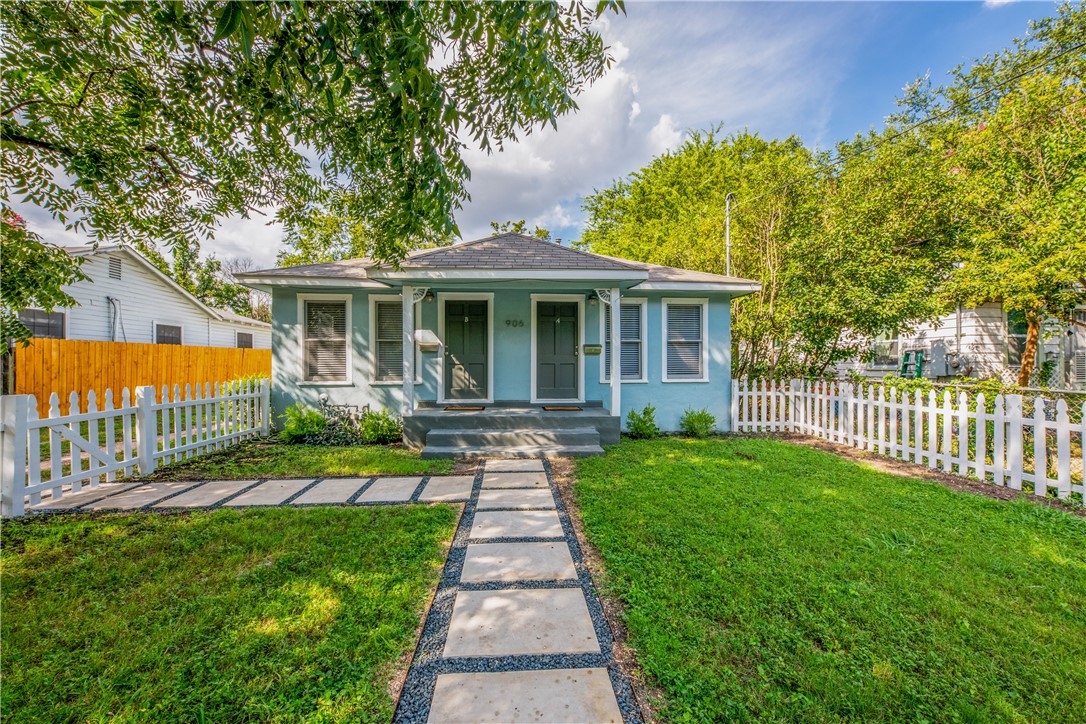 906 Capitol Court, Unit B Austin, TX 78751 - Photo 1 of 1