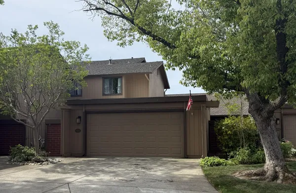 $679,800 | 8764 Bluff Lane, Fair Oaks, CA 95628