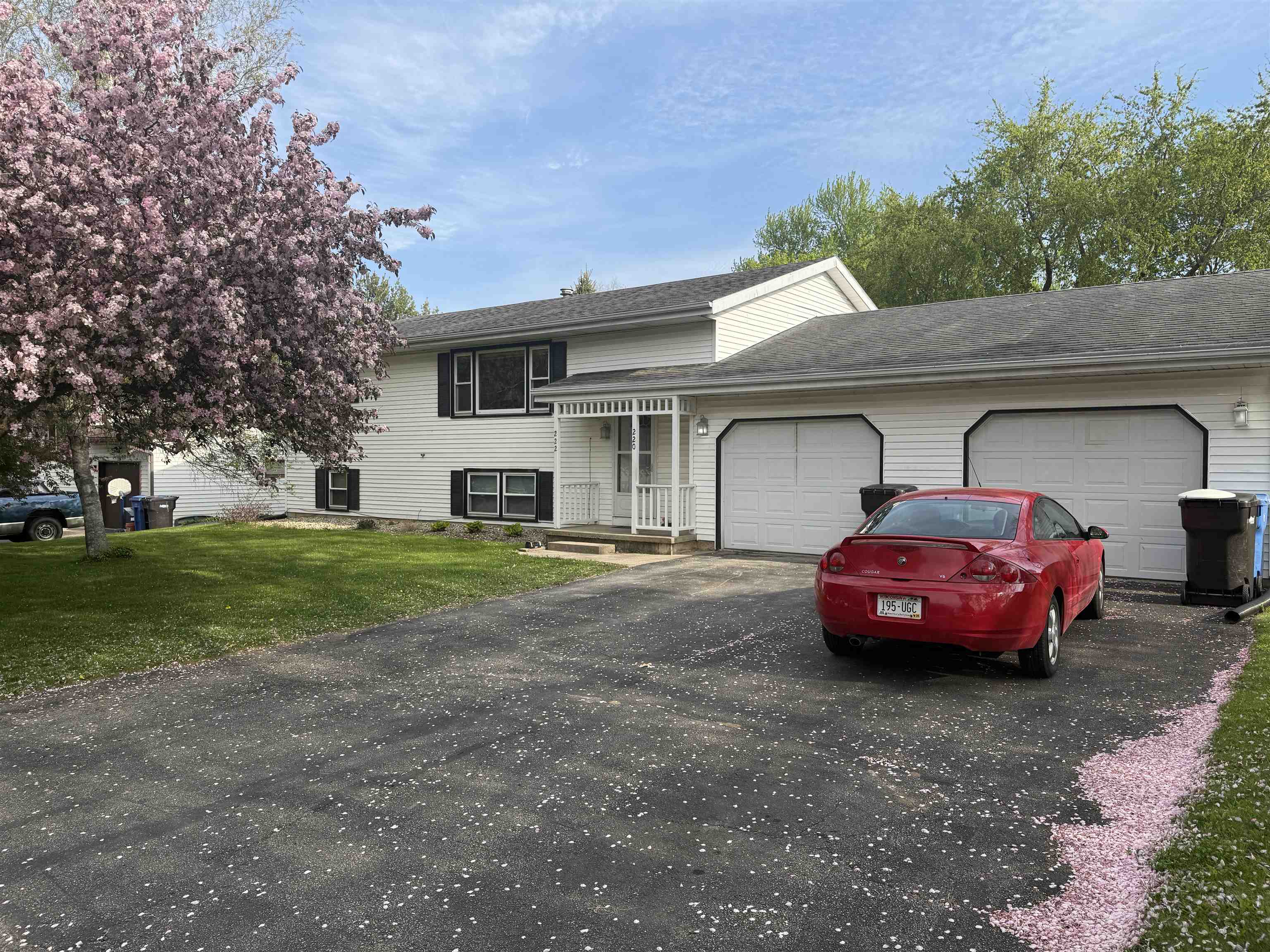 220-222 Lincoln Street Brooklyn, WI 53521 - Photo 2 of 49