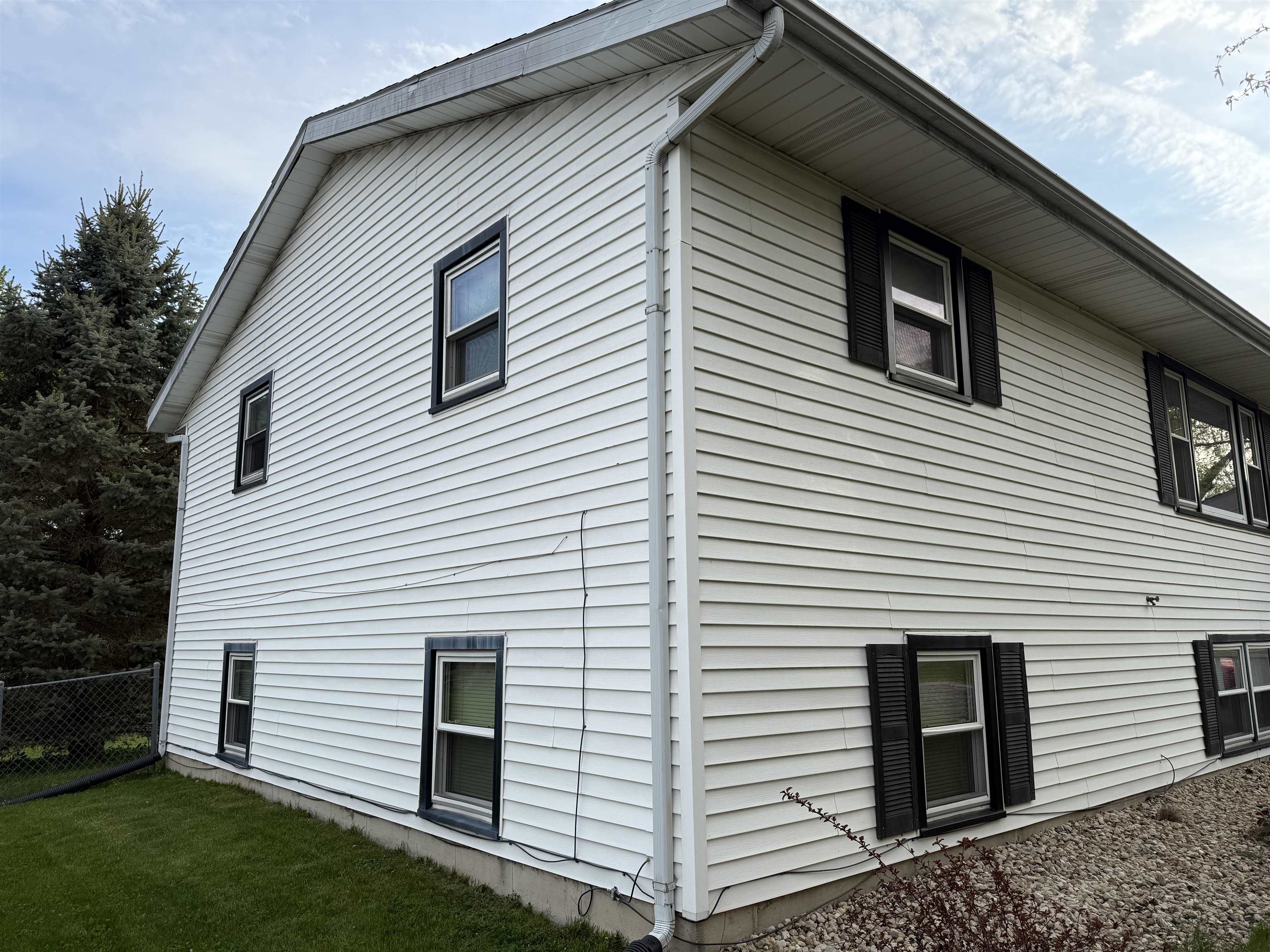 220-222 Lincoln Street Brooklyn, WI 53521 - Photo 40 of 49