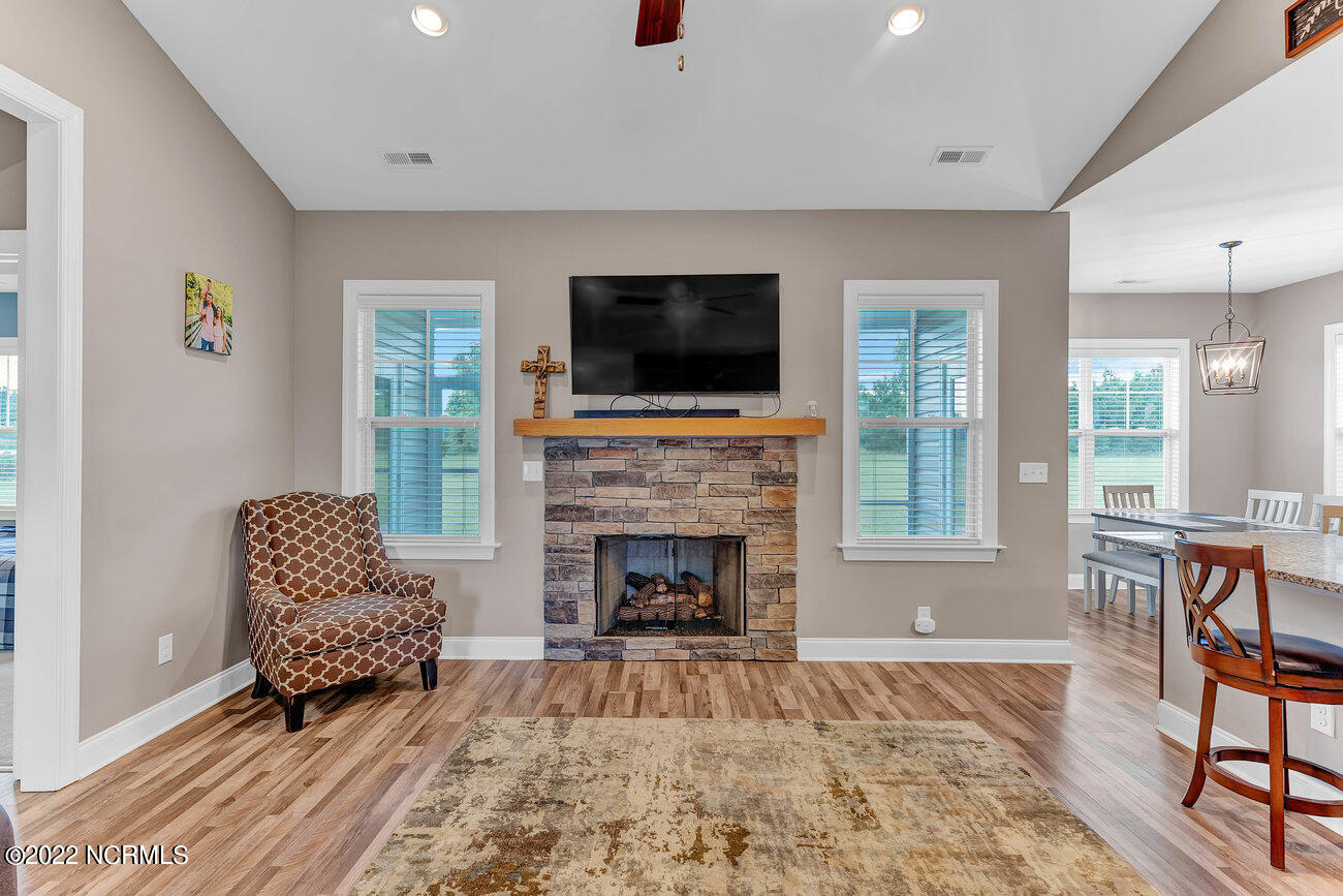 1710 Delco Prosper Road Delco, NC 28436 - Photo 5 of 35 006_1710_delco_prosper_rd-6