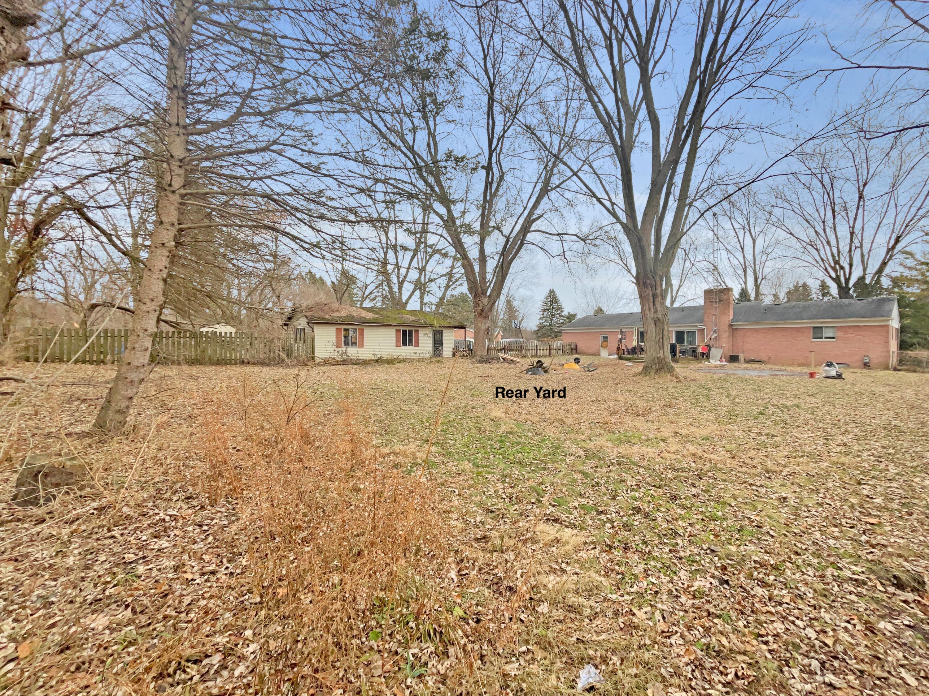 1095 Devenish Lane Flint, MI 48532 - Photo 6 of 31 4 exterior rear yard 2