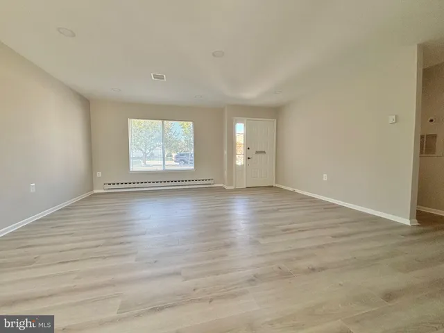 $519,000 | 3504 Fitzhugh Lane, Unit 49C, Silver Spring, MD 20906