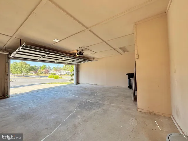 $519,000 | 3504 Fitzhugh Lane, Unit 49C, Silver Spring, MD 20906