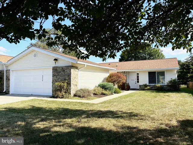 $519,000 | 3504 Fitzhugh Lane, Unit 49C, Silver Spring, MD 20906