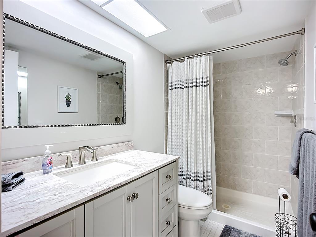 1623 Pelican Cove Road, Unit BA226 Sarasota, FL 34231 - Photo 33 of 66