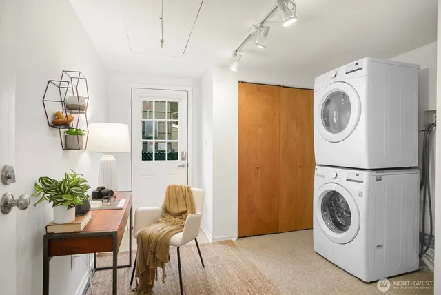 $585,000 | 9230 31st Avenue Southwest, Seattle, WA 98126