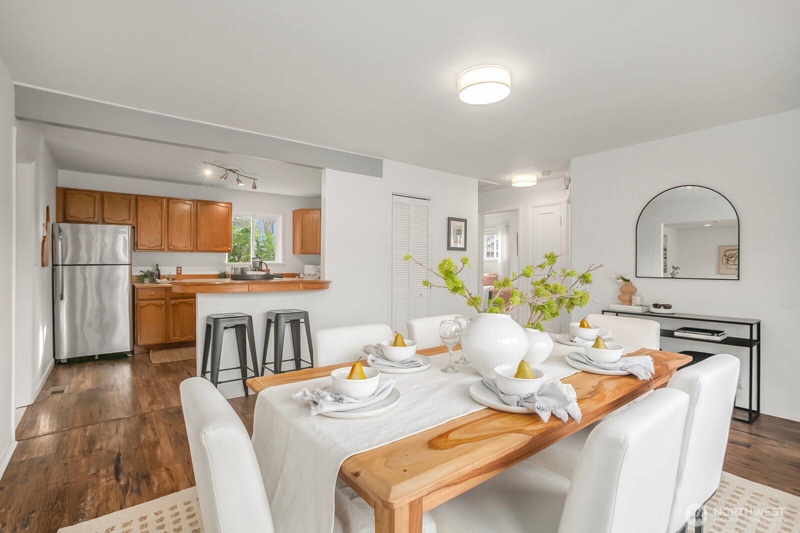 9230 31st Avenue Southwest Seattle, WA 98126 - Photo 4 of 25